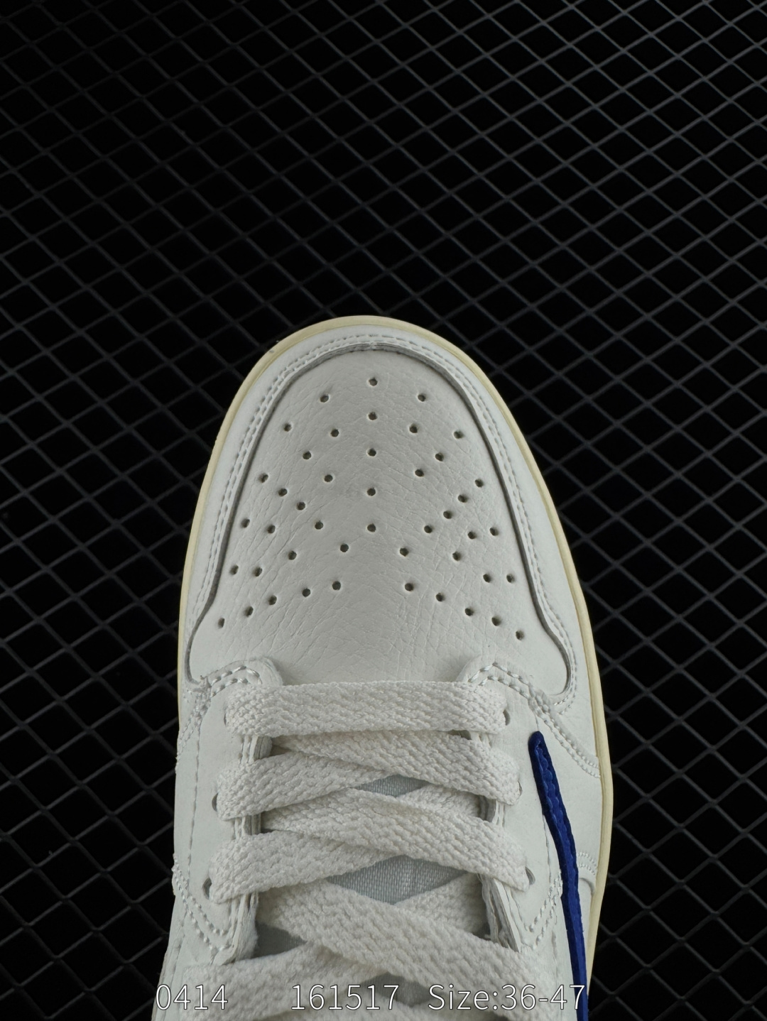 Travis Scott x Air Jordan 1 ” Reverse Mocha “